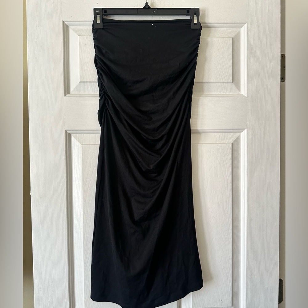 Susana Monaco Black midi skirt with ruched front and front slit, size xs - Picture 6 of 8